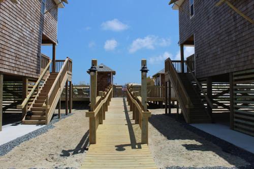 Whalebone Ocean Cottages by KEES Vacations thumb 3