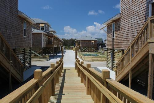 Whalebone Ocean Cottages by KEES Vacations thumb 4