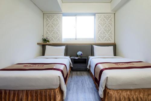 Harmonious Hotel - image 2