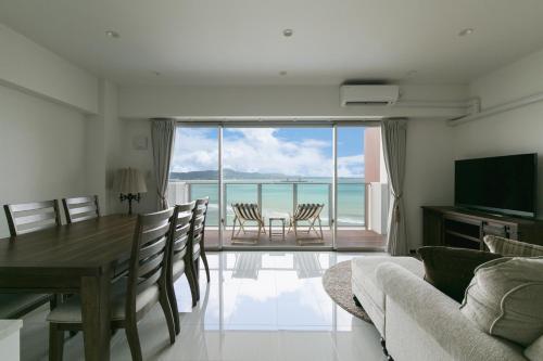 158983898 Hideout Okinawa Uruma