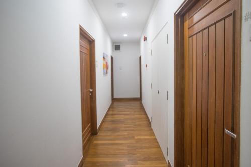 ClubHouse Residences Cedar Suites Studio Apartment (Staycation Approved)