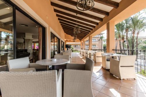 Mon Port Hotel & Spa - image 4