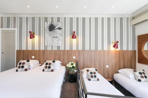 Prestige Room image 8