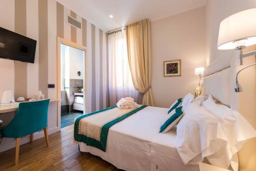 Hotel Sant'Andrea - image 9