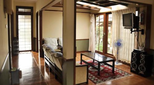 Villa Kota Bunga Ade Type Jepang - 0222