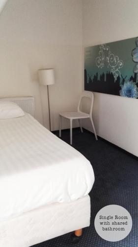 Rembrandt Square Hotel - image 3