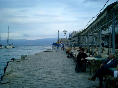 Ecloge, Hydra Island