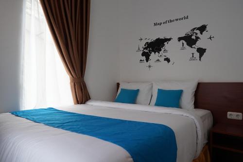 Cemerlang Inn Room Type - Deluxe Double Room