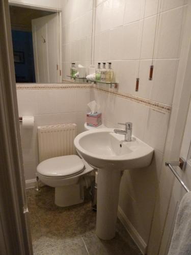Burnside Guest House - image 13