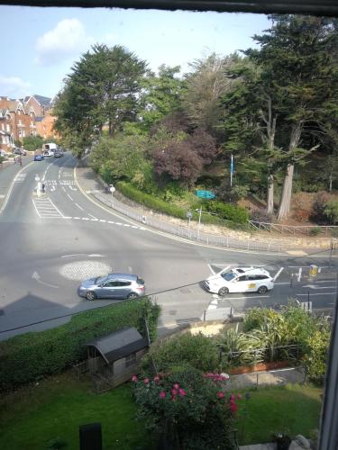 The Grove - image 8