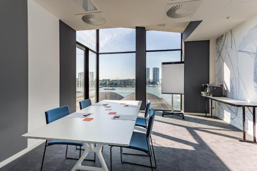 Room Mate Bruno - image 6