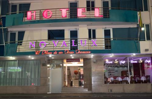 Entrada, Hotel Novalux in Ambato