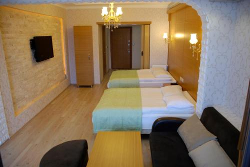 The Port Hotel – Istanbul, FL