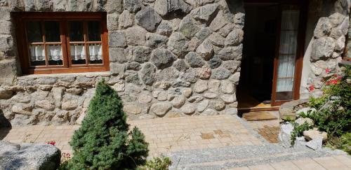 Pokoje i Apartamenty Centrum - Willa Bajeczka - image 3