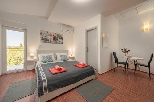  Lavander 3 private room with bathroom and balcony in Pula