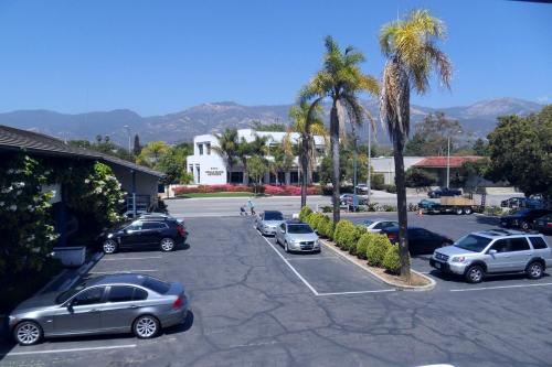 Rose Garden Inn - image 11