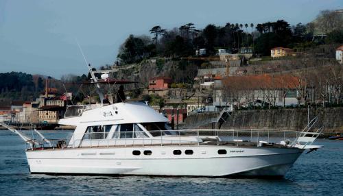  Oporto Yacht in Porto