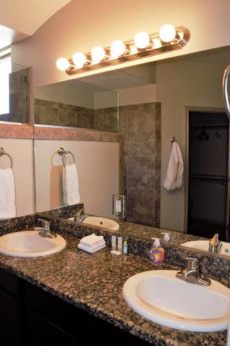 3 Bedroom home in Mesquite #214 - image 12