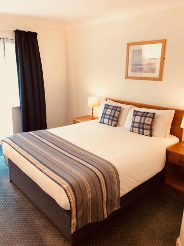 1 double bed