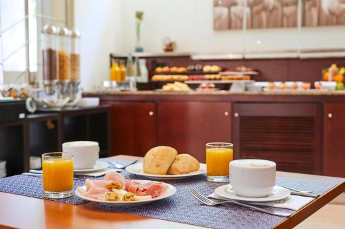 Exe Plaza Delicias - image 2