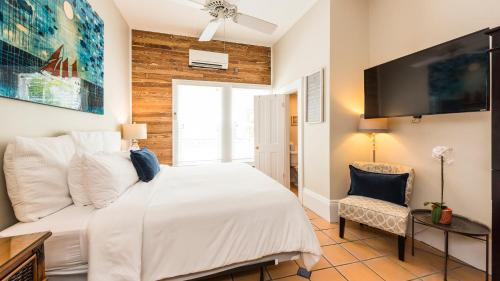 L'Habitation Guesthouse- Adult Exclusive