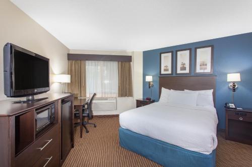 AmericInn by Wyndham Mankato Event Center near MSU - image 7
