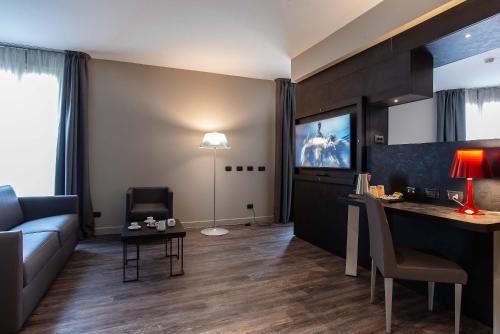 马拉内罗宫酒店