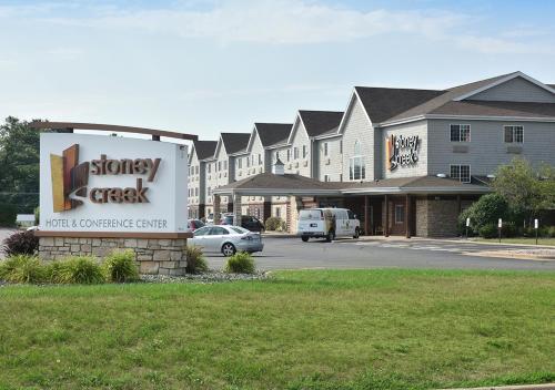Cedar Creek Hotel Wausau - Rothschild in Rothschild, USA