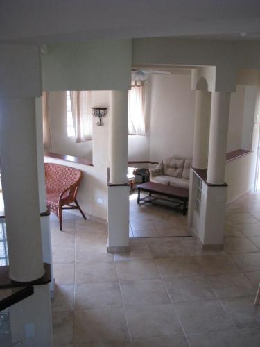 Apartments in Maya's Bajan Villas in Welches