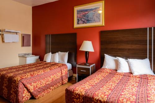 Double Room with Two Double Beds and Shared Bathroom