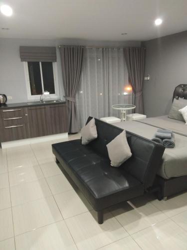 Asia's Beach Apartments in Bang Saray