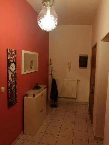  steve house in 6000 Charleroi