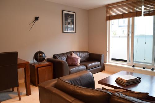 Lovely 2 Bedroom Apartment In Putney, Wandsworth, London