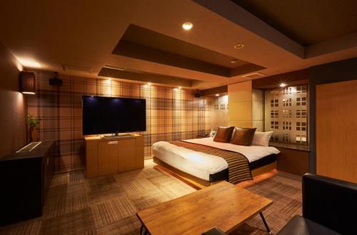 room detail thumbnail 1