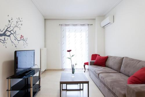  Homey 1-bdrm apt in the center of Athens in Athen