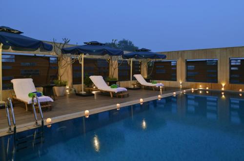Swimming pool, Fortune District Centre Ghaziabad in Ghaziabad
