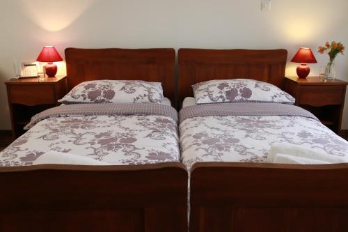 Hotel Lug Room Type - Deluxe Double Room