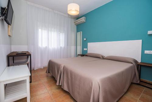 Hostal Las Cumbres - image 2