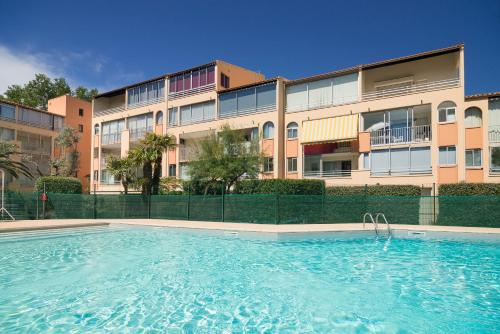 Swimming pool, Vacanceole - La Baie des Anges near La Cabane du Mail