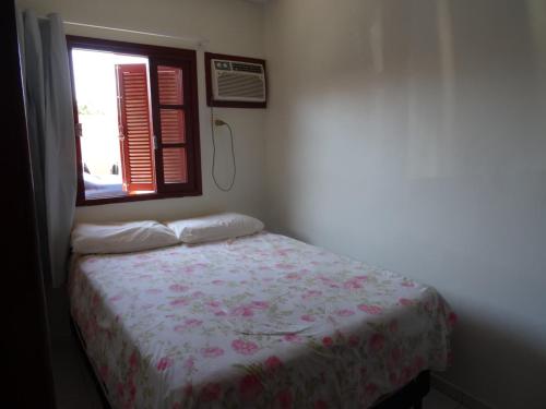 One-Bedroom Apartment image 3