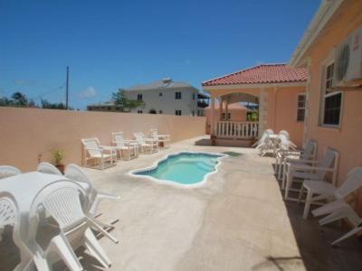 Plover Court Apartments photo