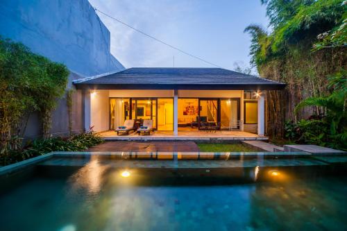 Tirta Villa