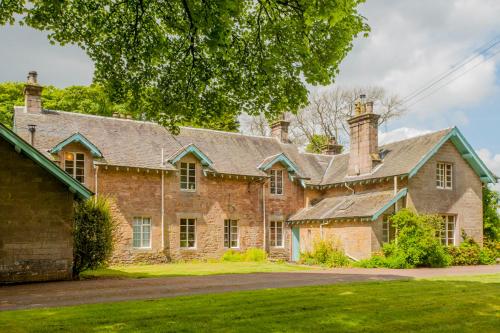 Вхід, Wing of Farmhouse in West Calder