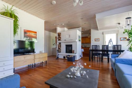 บริการและสิ่งอำนวยความสะดวก, Terra Ultima in แลพแล็นด์