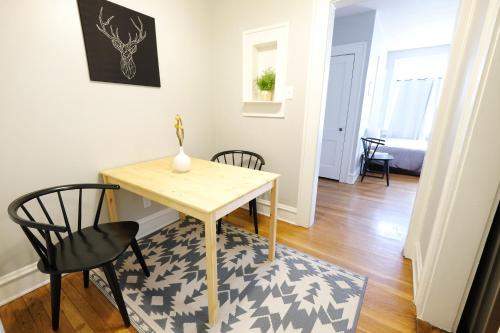 Global Cup 1920s CITY RETREAT Studio Flat in Lower Greenville