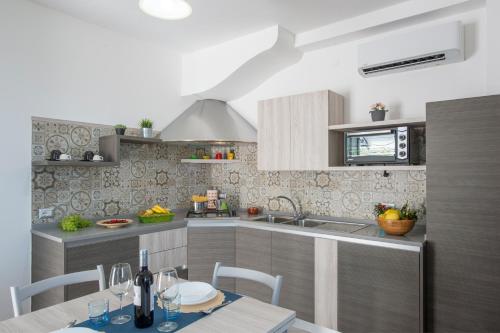Kitchen, Sun Holiday House in Agerola