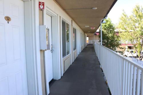 Historian Inn image 35