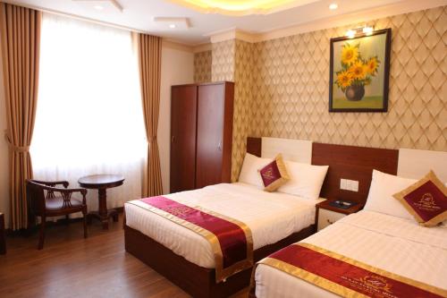Dalat Luxury Hotel – Dalat, IL