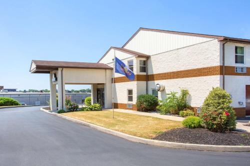 Days Inn by Wyndham Lancaster PA Dutch Country