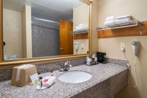 Days Inn by Wyndham Pauls Valley - image 5